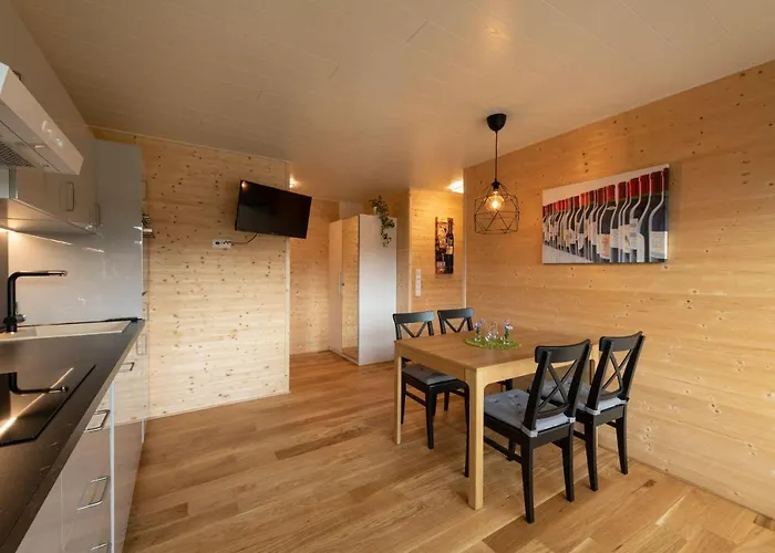 Rosenhaus-1 Apartmán *